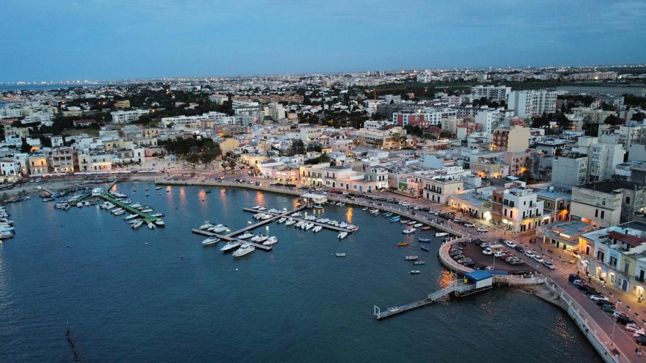 Via Genova 31 Apartment Бари Екстериор снимка